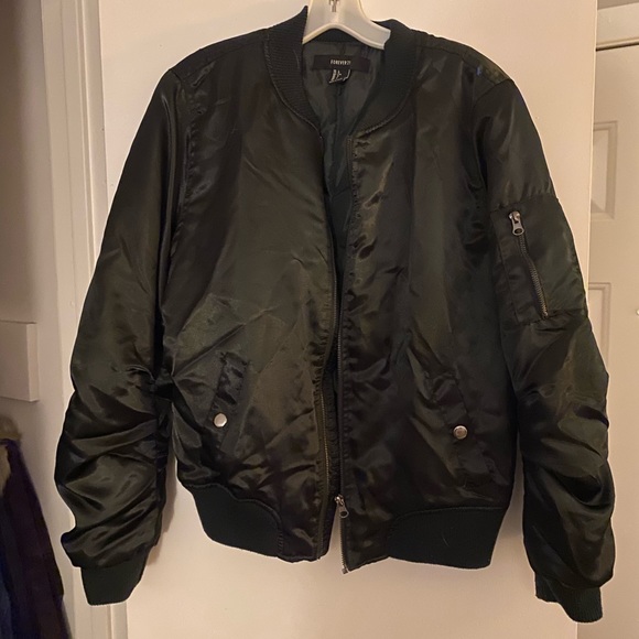 Forever 21 bomber jacket - Picture 1 of 2
